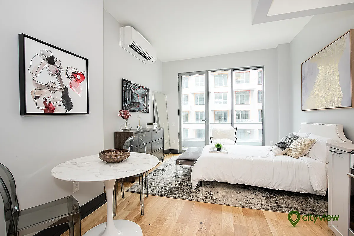 10 Montieth Street — Photo 1