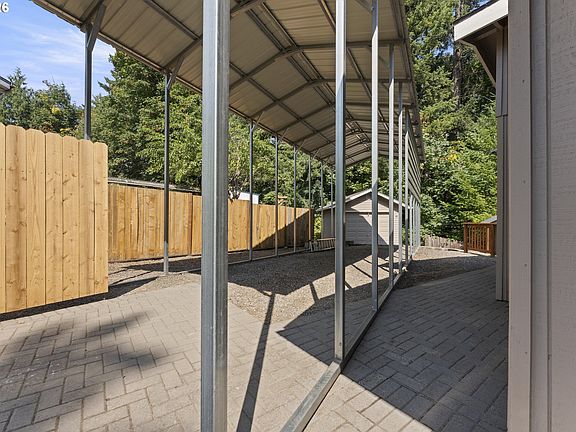4th image of 7532 Wimbledon Cir S