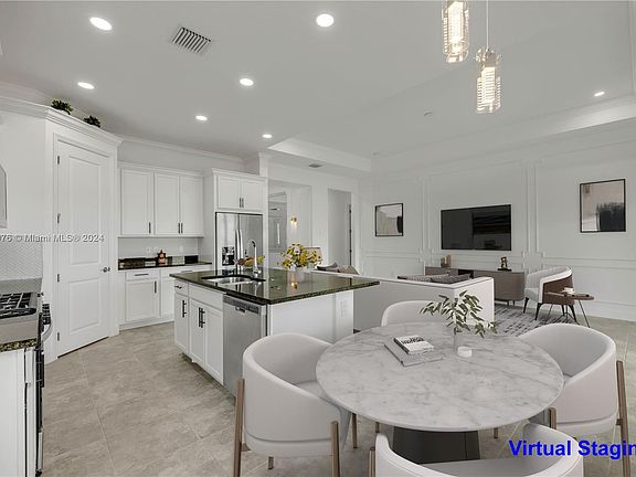 4th image of 15791 Orchard Dr