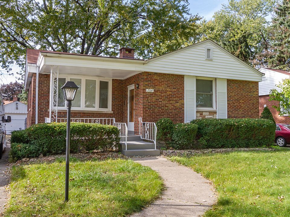 1st image of 2314 Stratford Ave