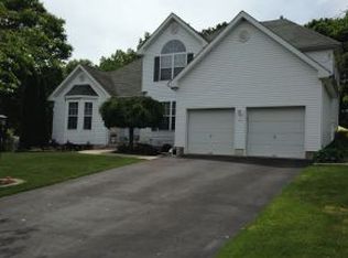 7 Hannah Lee Rd, Barnegat, NJ 08005