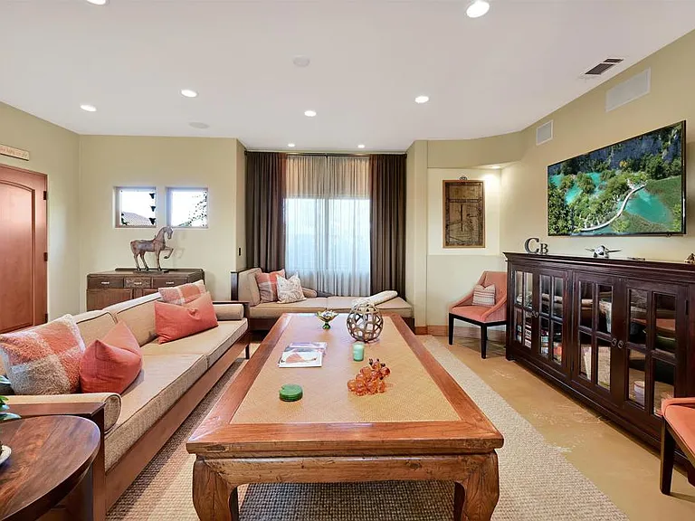 3811 Hiawatha Way — Photo 4