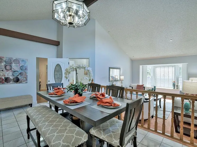 32703 Dinuba Ct — Photo 6
