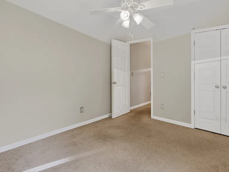 508 Fellers Ct — Photo 17