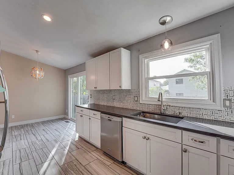 4274 Peach Tree Ct — Photo 7