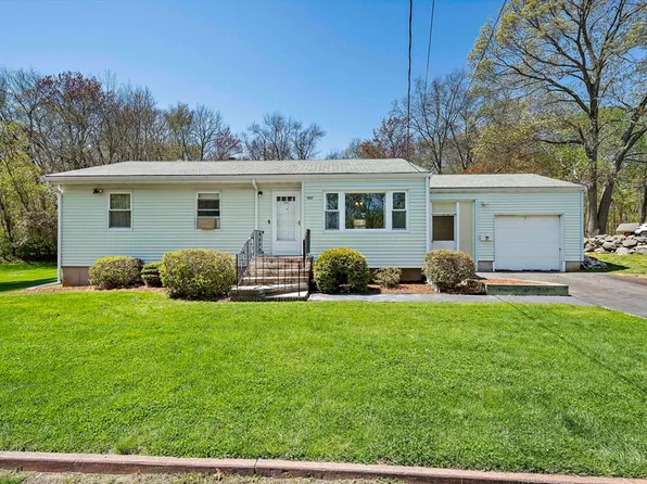 447 E Main St, Avon, MA 02322