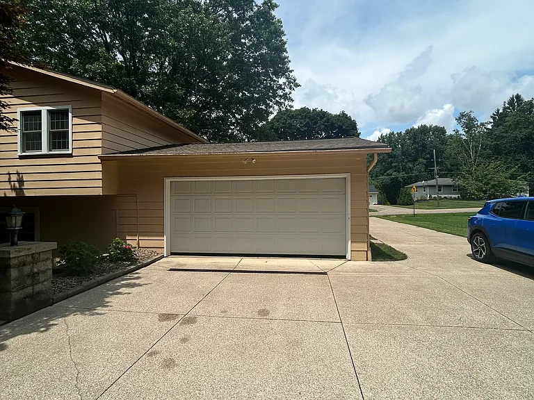 371 Elm Ave — Photo 22