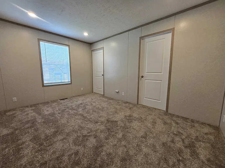 29800 Guilford Cir #151 — Photo 10