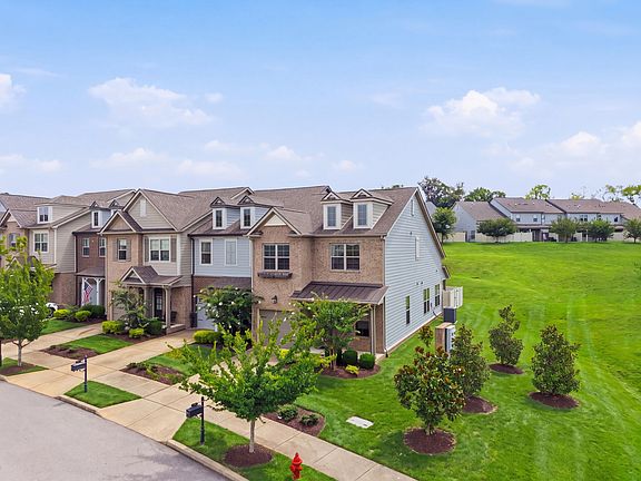 4th image of 3008 Sassafras Ln