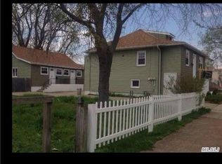 633 Beach 67 St, Jamaica, NY 11692
