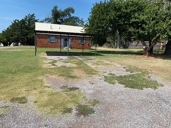 2nd image of 9 Darla Dr