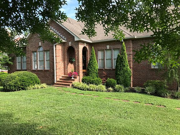 2nd image of 128 Stonehouse Dr