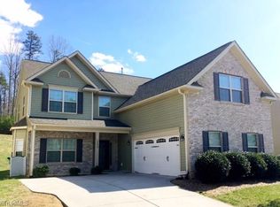 4453 Redfern Pl, Winston Salem, NC 27107