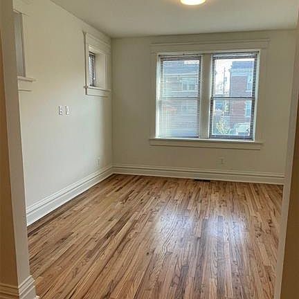4th image of 4133 McRee Ave