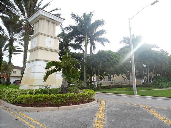 2nd image of 11374 NW 33rd St
