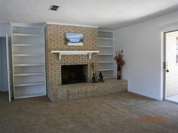 3rd image of 7700 Lancelot Dr