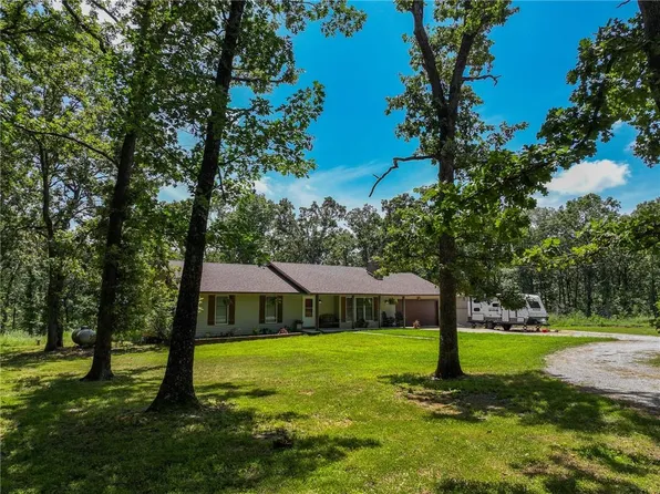 7310 NE 82nd Hwy, Osceola, MO 64776