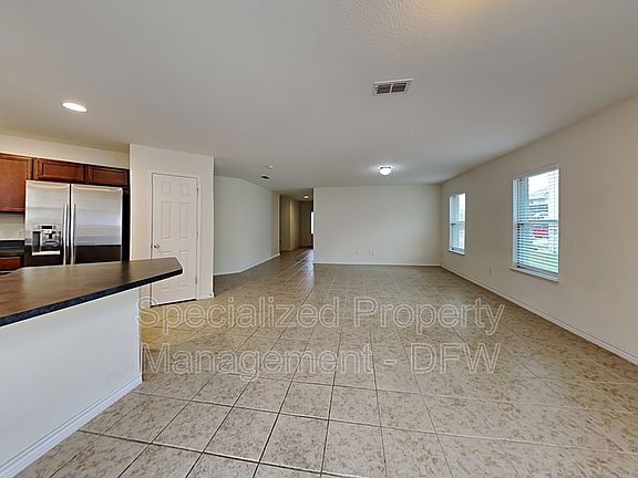 2nd image of 14625 Briarcrest Dr
