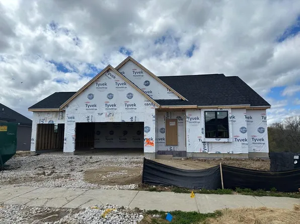 3816 White Oak WAY, Waukesha, WI 53188