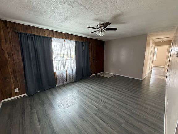 2nd image of 1011 W Cloud St