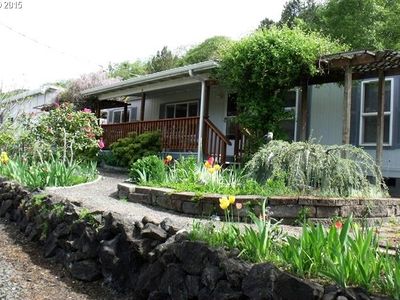 3273 NE Follett St, Roseburg, OR, 97470