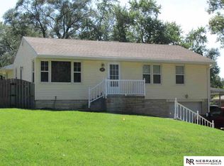 8305 Ruggles St, Omaha, NE 68134