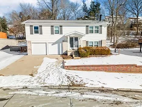 5335 Glencullen Way photo 1