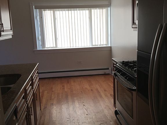 5th image of 8641 W 1/2 W Foster Ave #2A