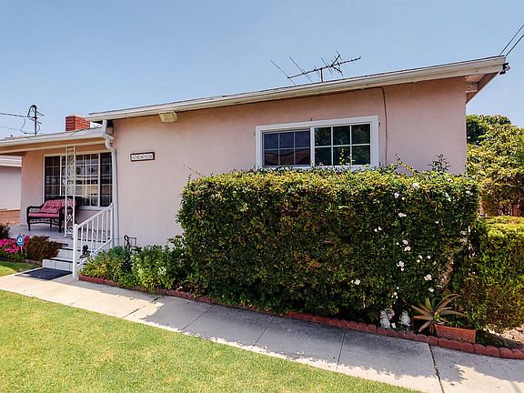 2nd image of 14418 S Berendo Ave
