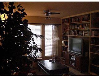 2nd image of 698 Oakmont Ave Unit 1306