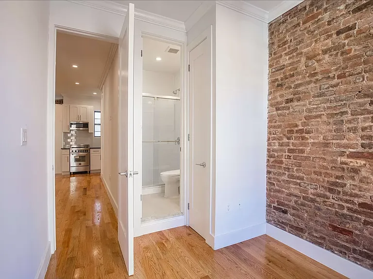 309 E 75th St #27 — Photo 5