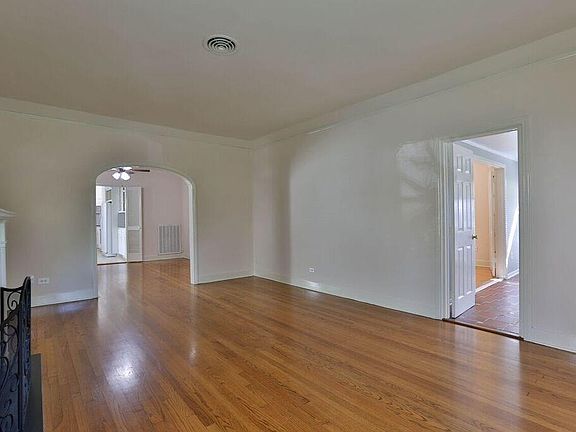 5th image of 3124 Jarrard St