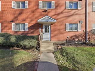 382 Oak Trails Rd APT 301, Des Plaines, IL 60016