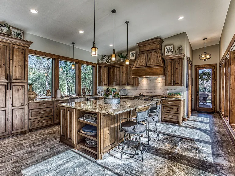 3408 Old Highway 36 Rd — Photo 15