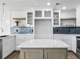 107 N Atlanta St #A & B, Owasso, OK 74055