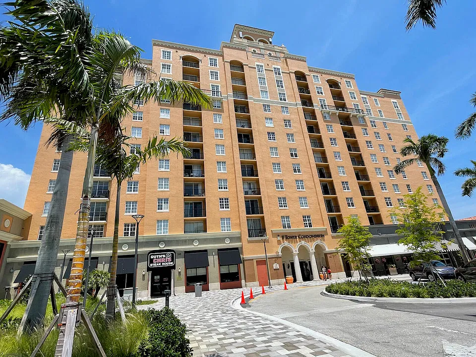 651 Okeechobee Blvd #409
