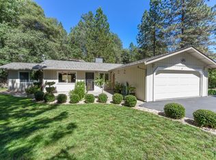 1818 Point View Dr, Placerville, CA 95667