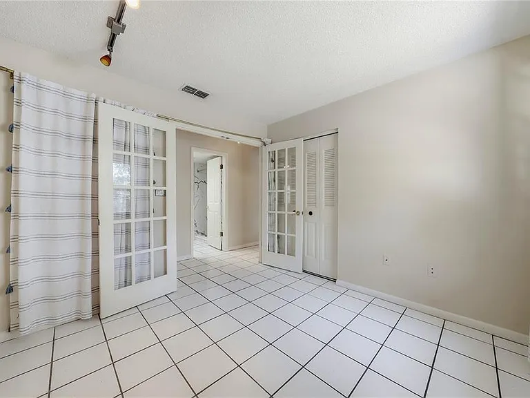 906 Carlton Rd — Photo 18