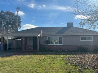229 E Terrace Dr, Hanford, CA 93230