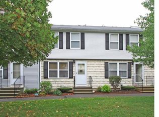 4 Periwinkle Ln #29B, Glastonbury, CT 06033