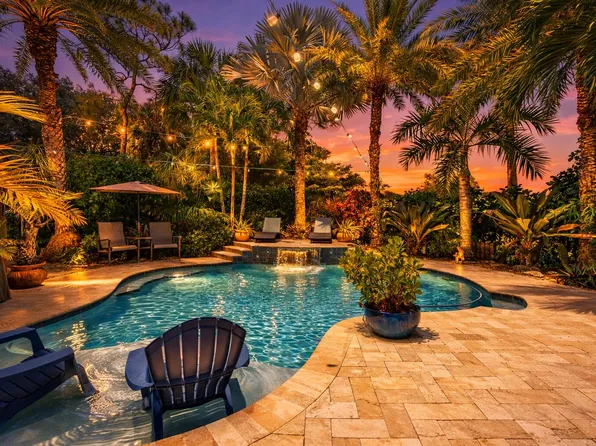 3663 Woods Walk Boulevard, Wellington, FL 33467