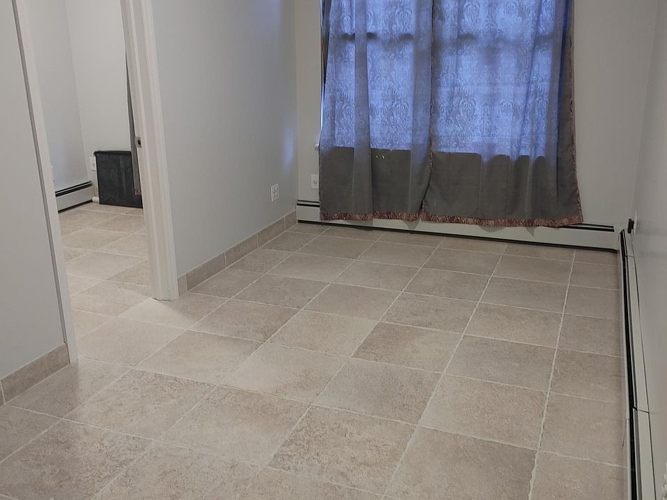 2nd image of 1515 63rd St Floor 2