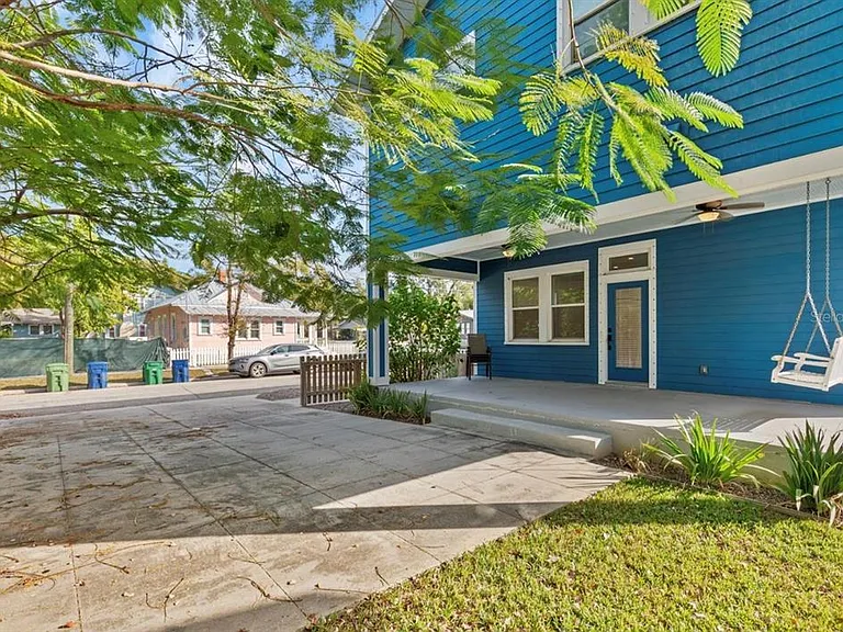 214 E Floribraska Ave — Photo 35