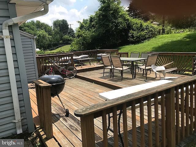 2nd image of 9913 Marriottsville Rd
