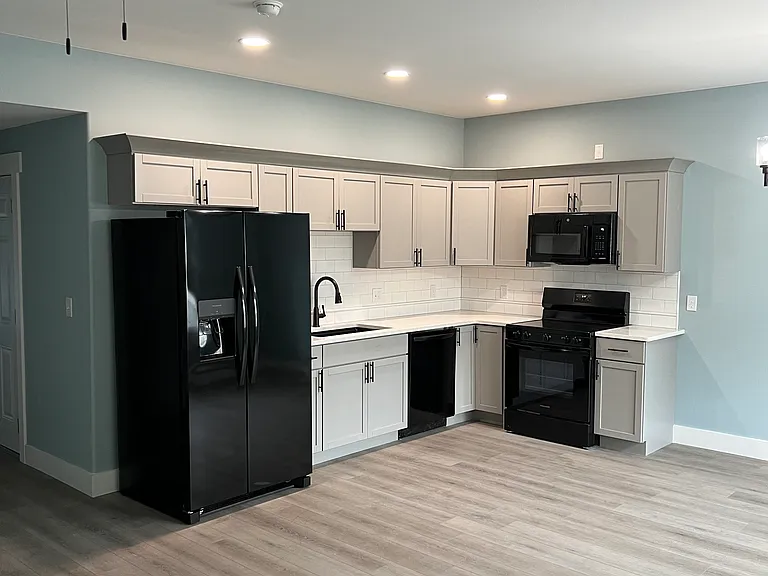 1007 N Florida Ave — Photo 4