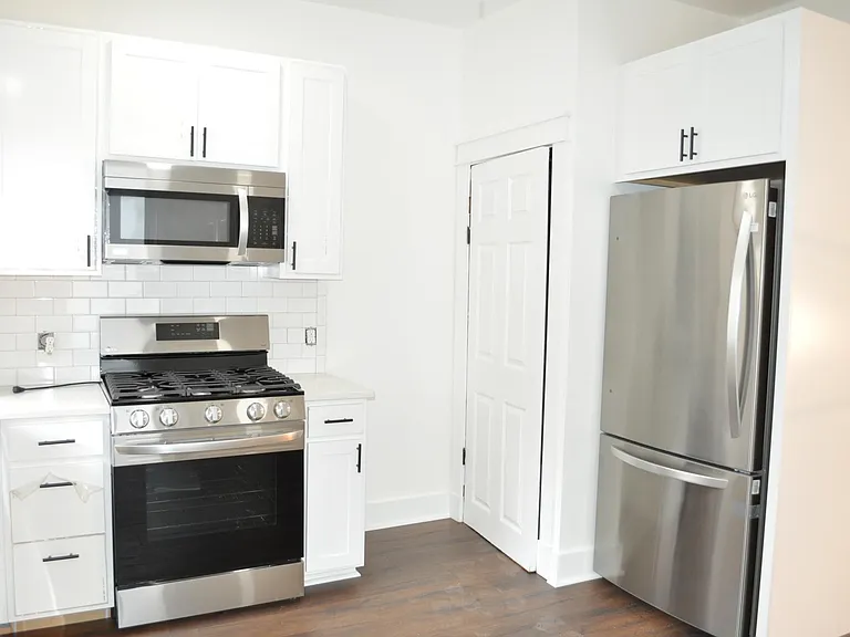 Brand new LG appliances. Stove has bluetooth capabilities.