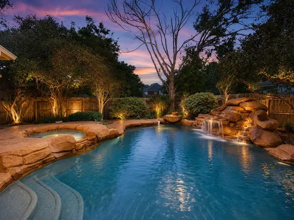 16703 Chestnut Meadow Ct, Sugar Land, TX 77479