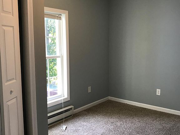 3rd image of 18 Gage Ave APT B