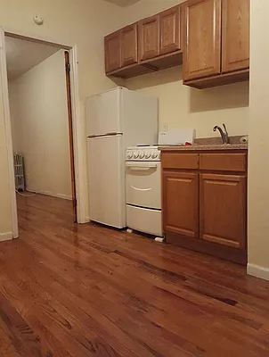 Rented by Mason Group LLC | media 32