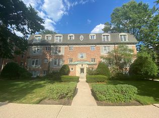 1925 Sherman Ave APT 3W, Evanston, IL 60201